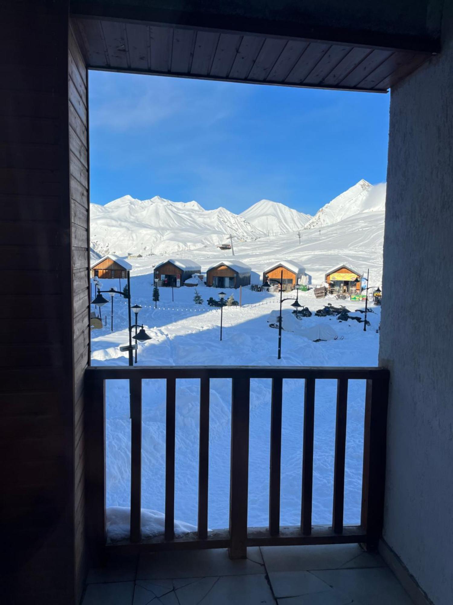 Gudauri Palace Apartments In New Goedaoeri Buitenkant foto